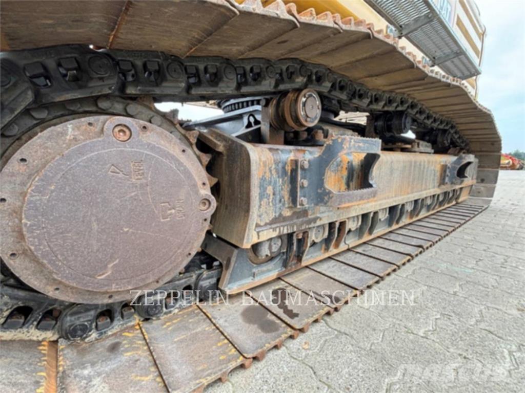 CAT 352-08 Raupenbagger