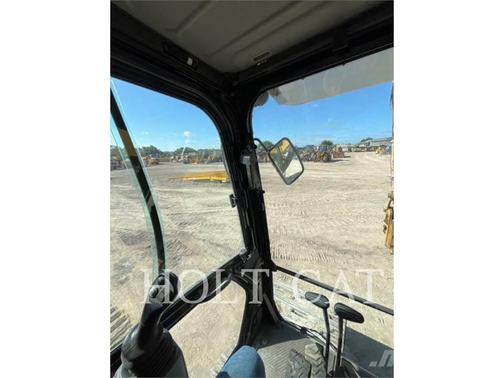 CAT 352 11 TC Raupenbagger
