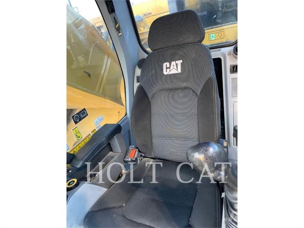 CAT 374 Raupenbagger