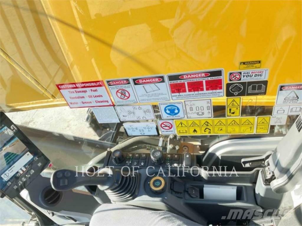 CAT 374 2D Raupenbagger