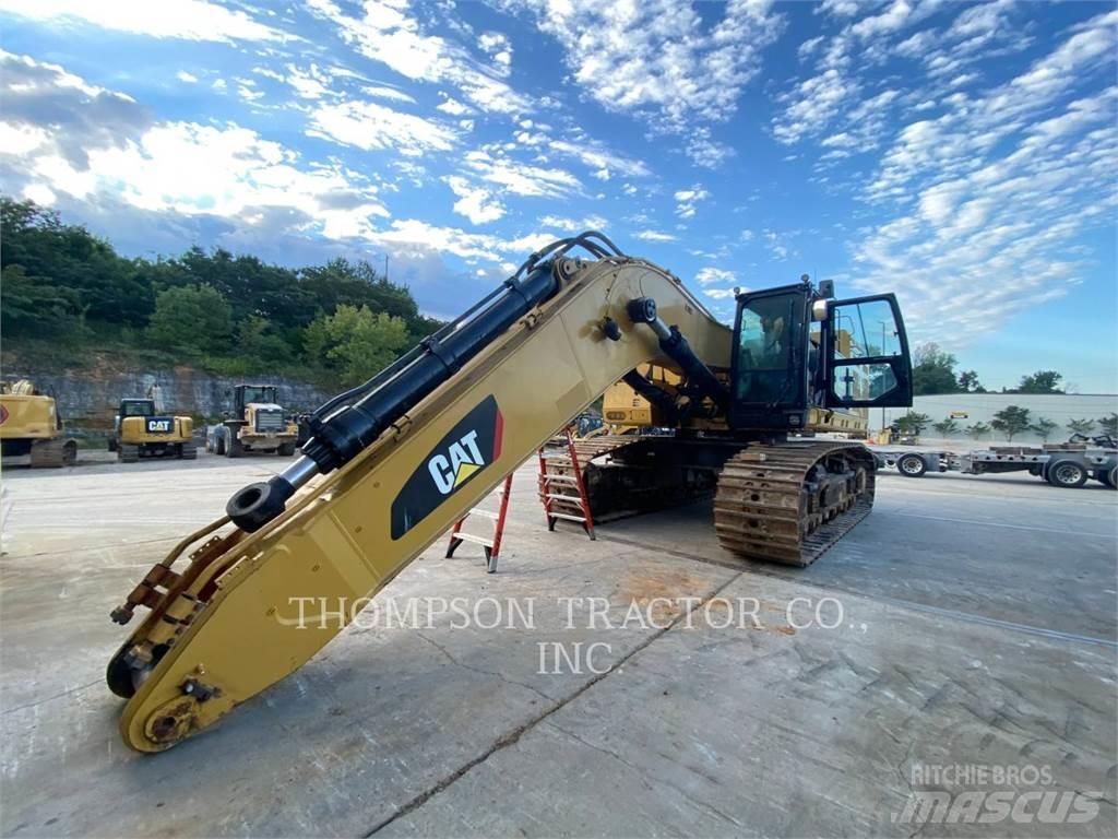 CAT 390FL Raupenbagger