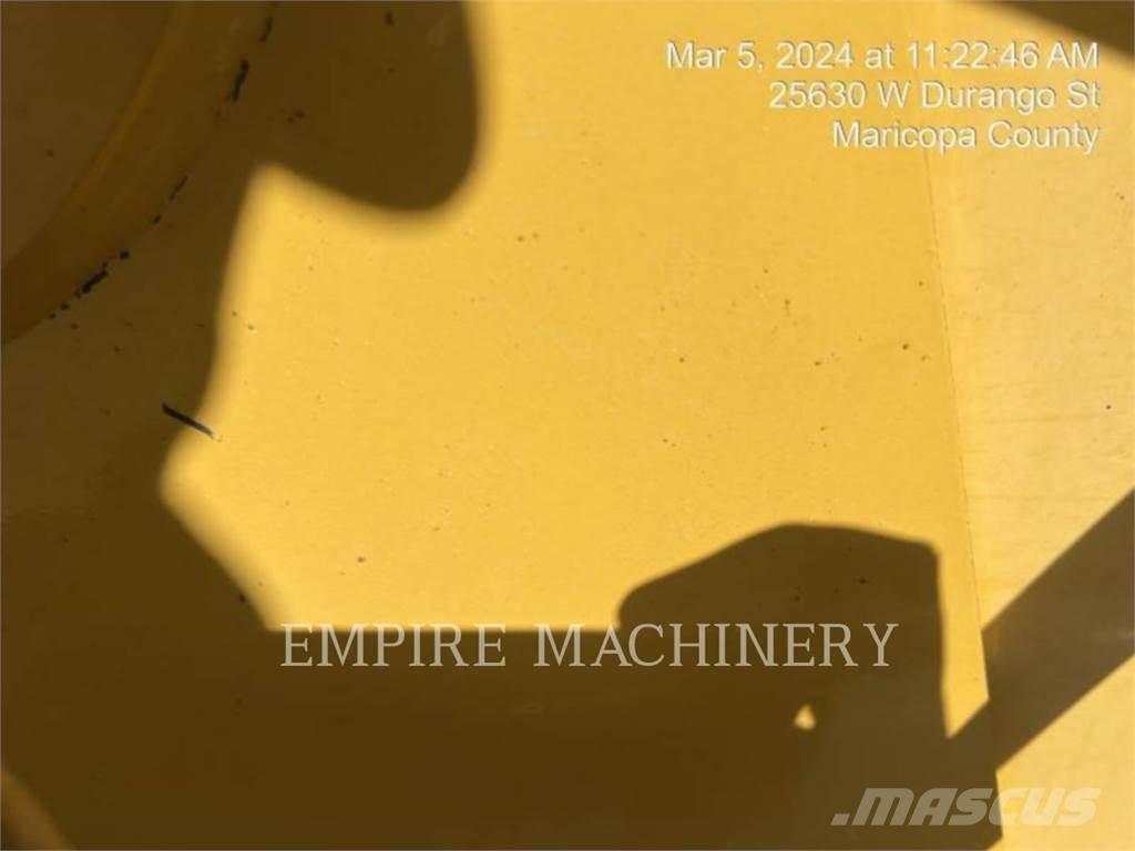 CAT 415F2 IL Radlader