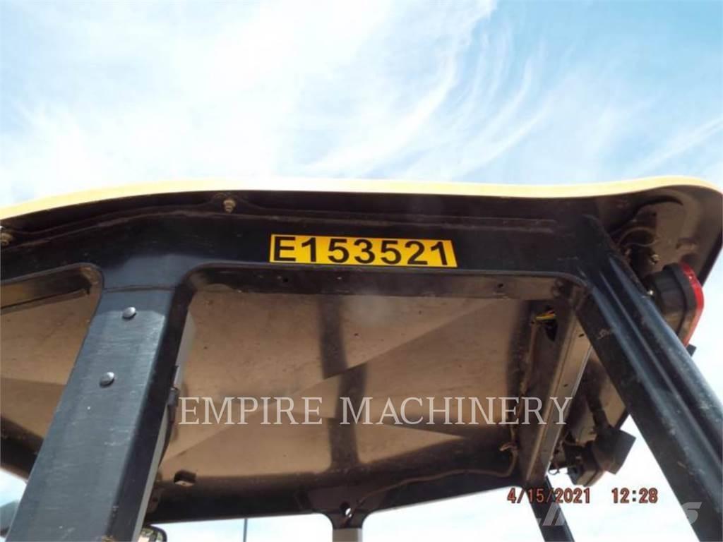 CAT 415F2 IL Radlader