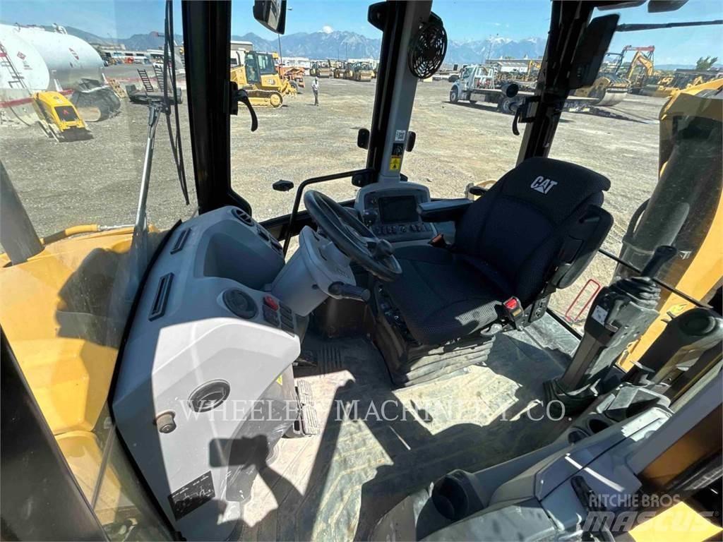 CAT 420 Baggerlader