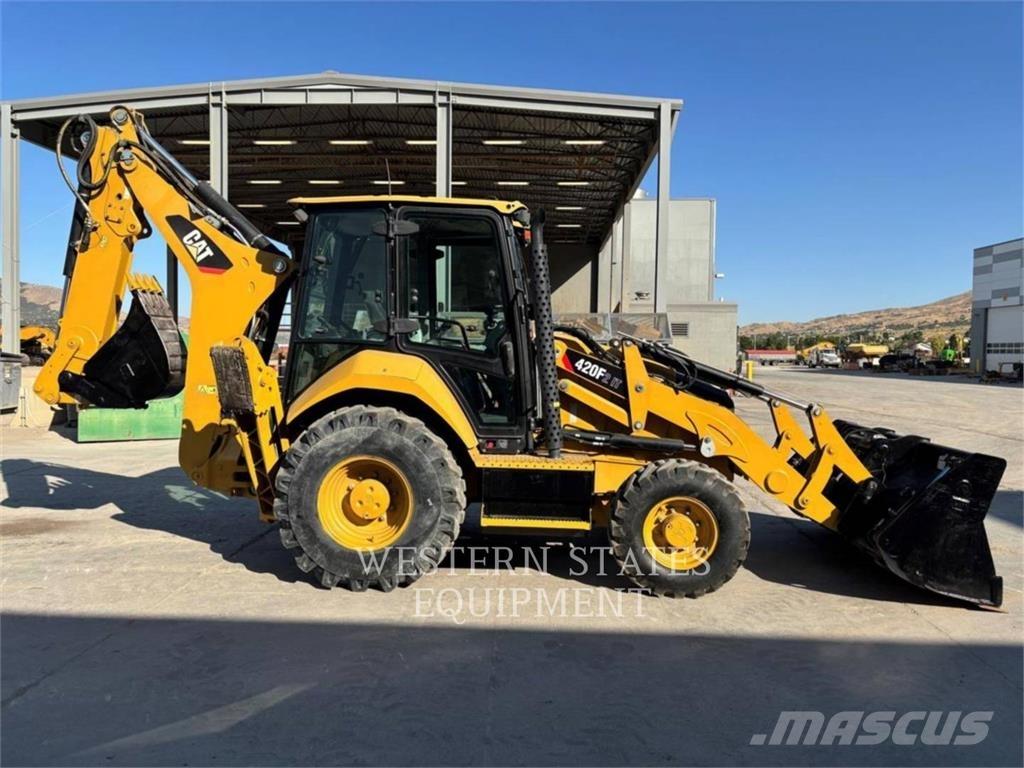 CAT 420F2 Baggerlader
