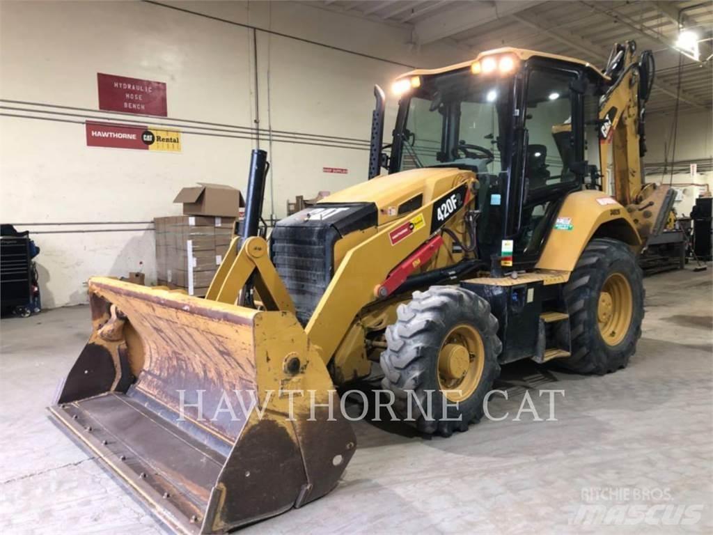 CAT 420F2 Baggerlader