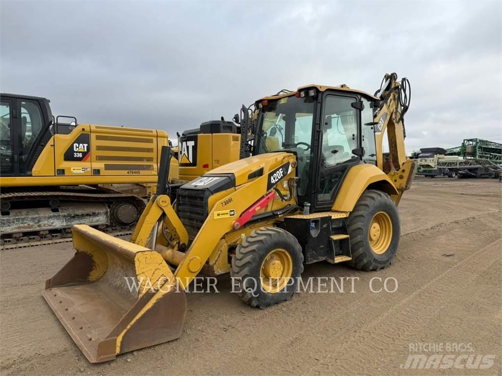 CAT 420F2 4WDE Baggerlader