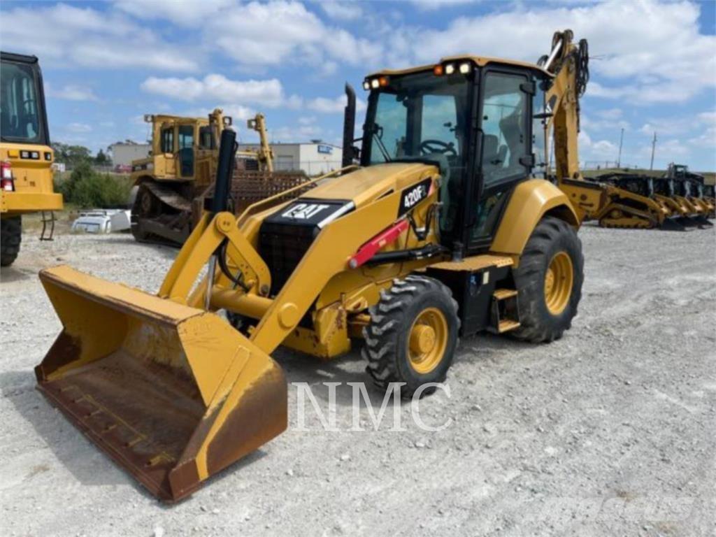 CAT 420F2 ST Baggerlader