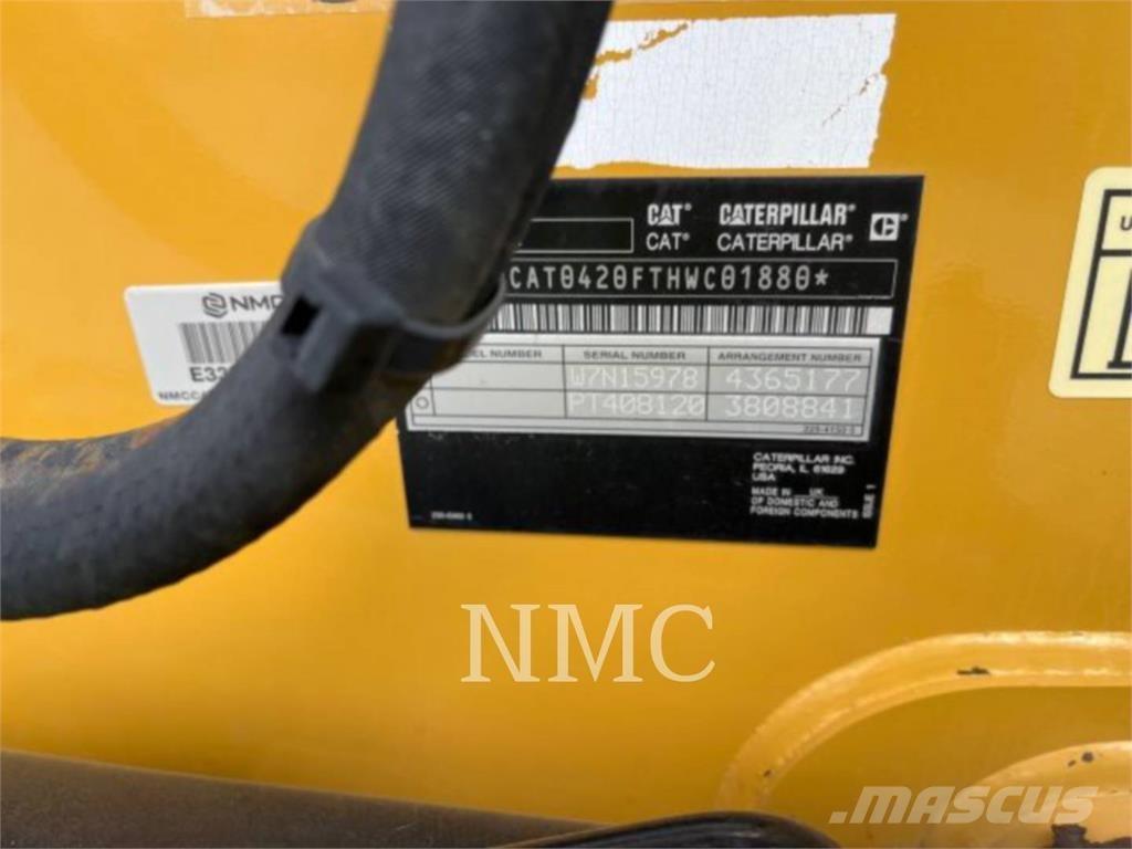 CAT 420F2 ST Baggerlader