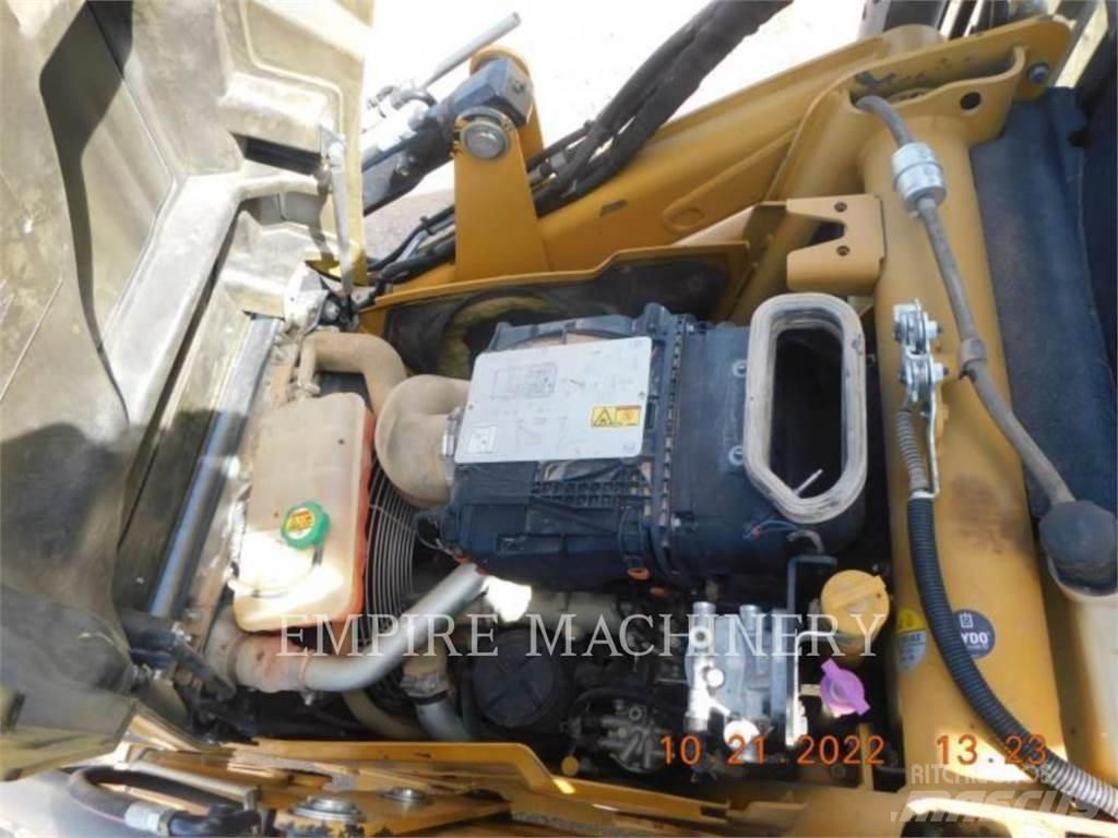 CAT 420F24EOIP Baggerlader