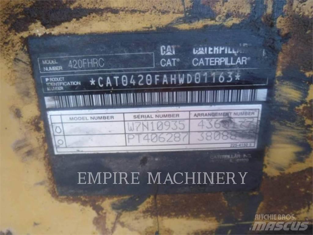 CAT 420F2E4OIP Baggerlader