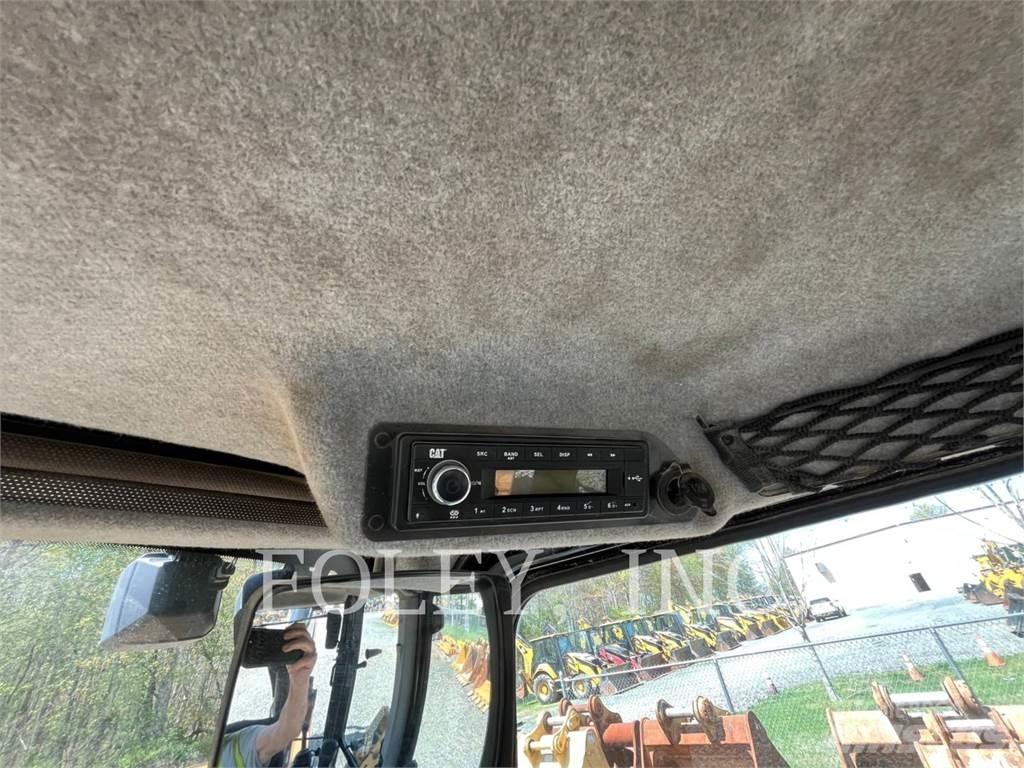 CAT 420F2IT Baggerlader