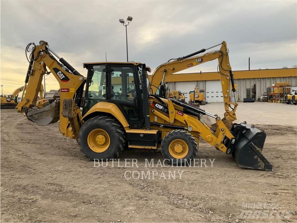 CAT 420F2IT Baggerlader