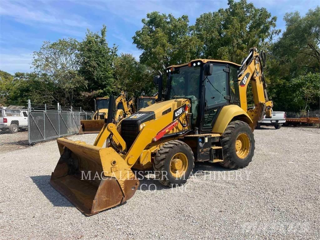 CAT 420F2ST Baggerlader