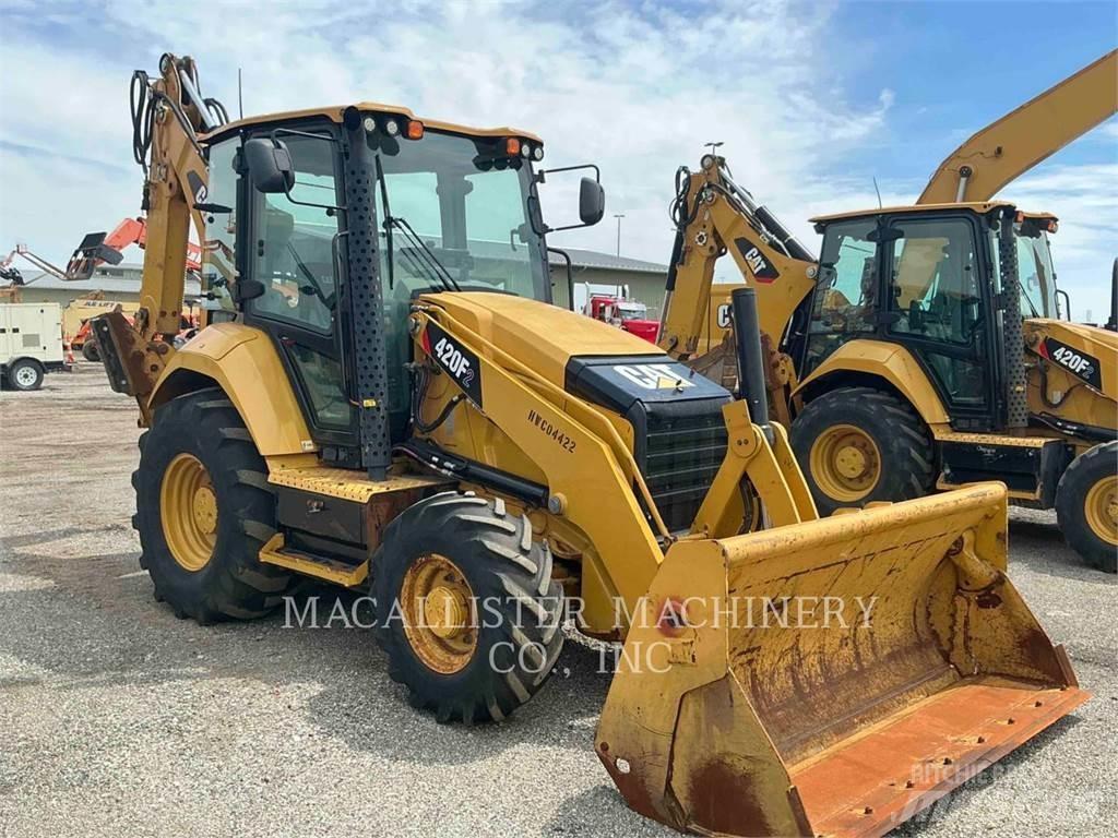 CAT 420F2ST Baggerlader