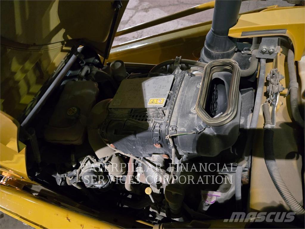 CAT 430 07A Baggerlader