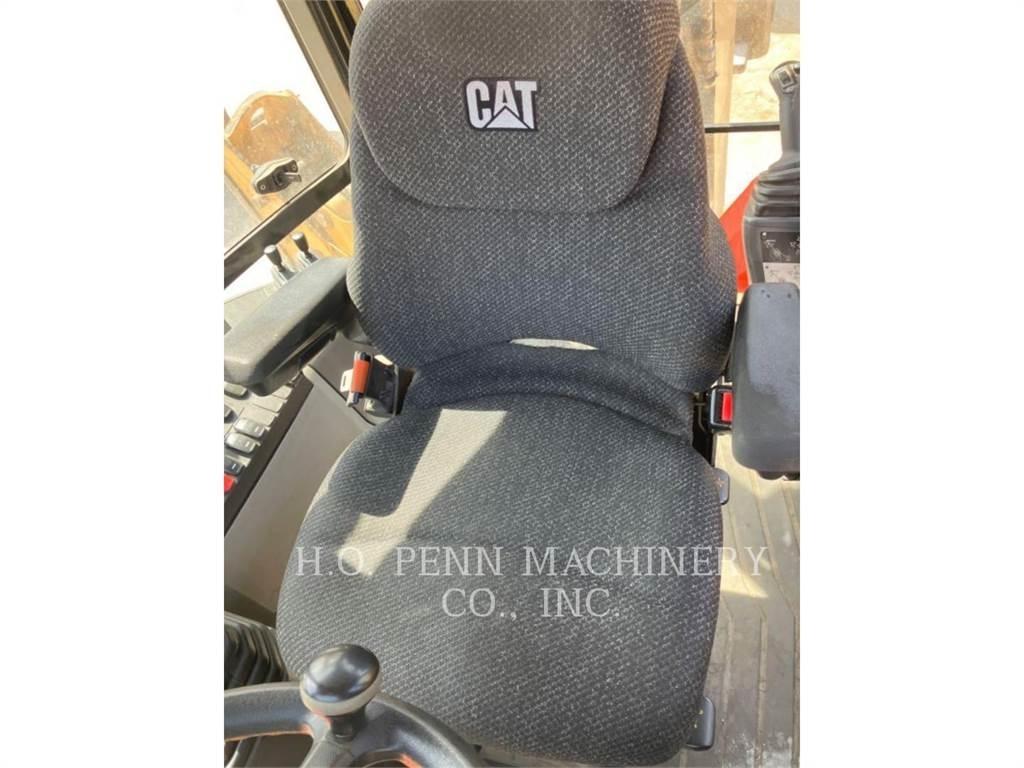 CAT 430F2ST Baggerlader