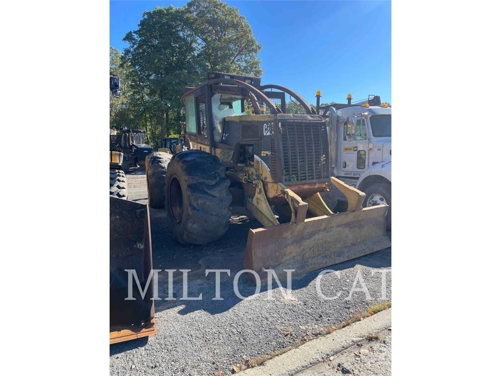 CAT 525B Stammholzschlepper