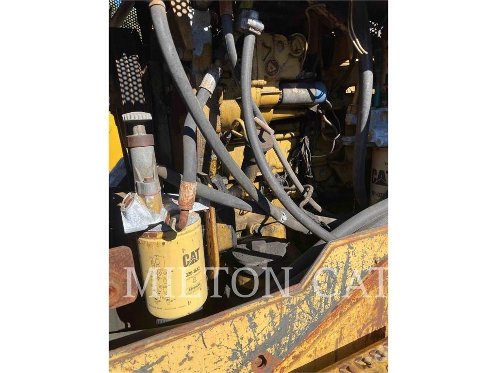 CAT 525B Stammholzschlepper