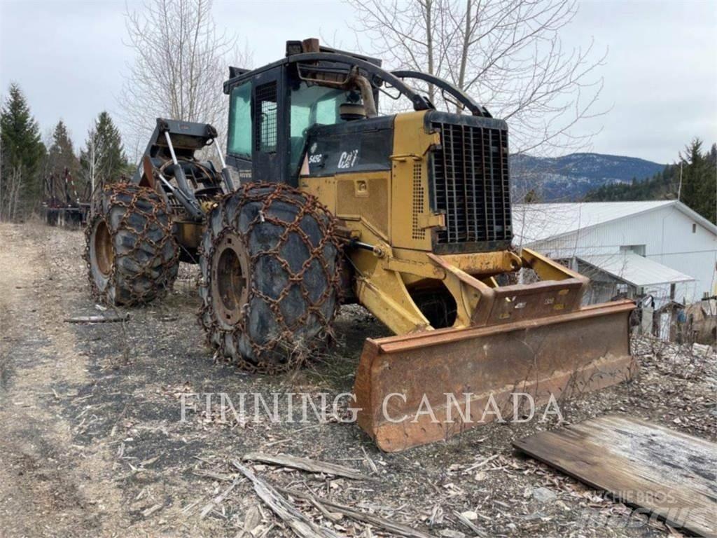 CAT 545C Stammholzschlepper