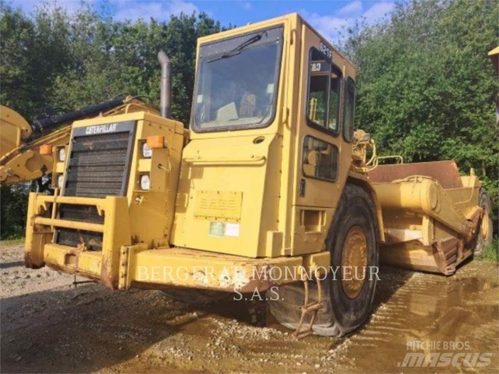 CAT 621F Schaber