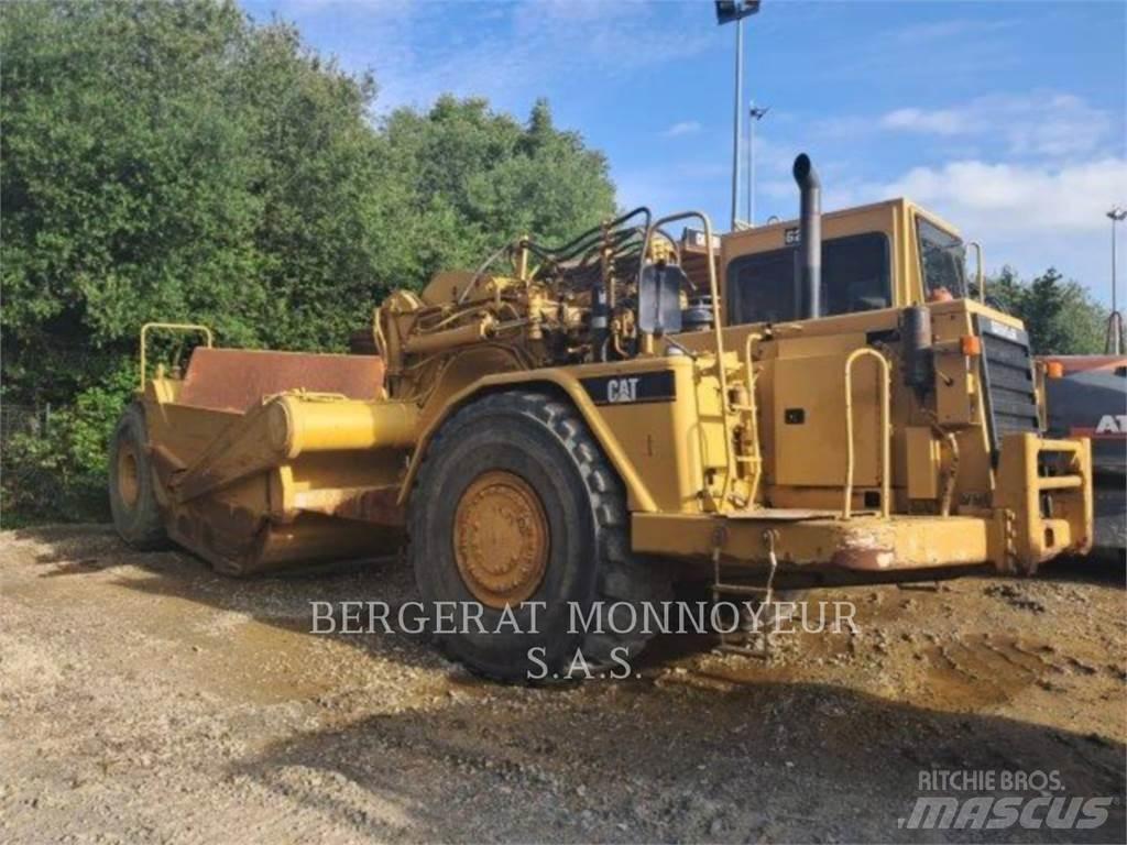 CAT 621F Schaber