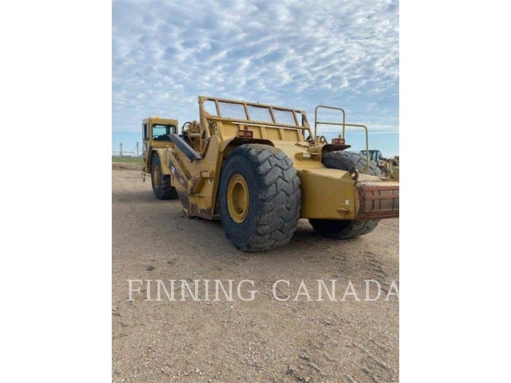 CAT 621G Schaber