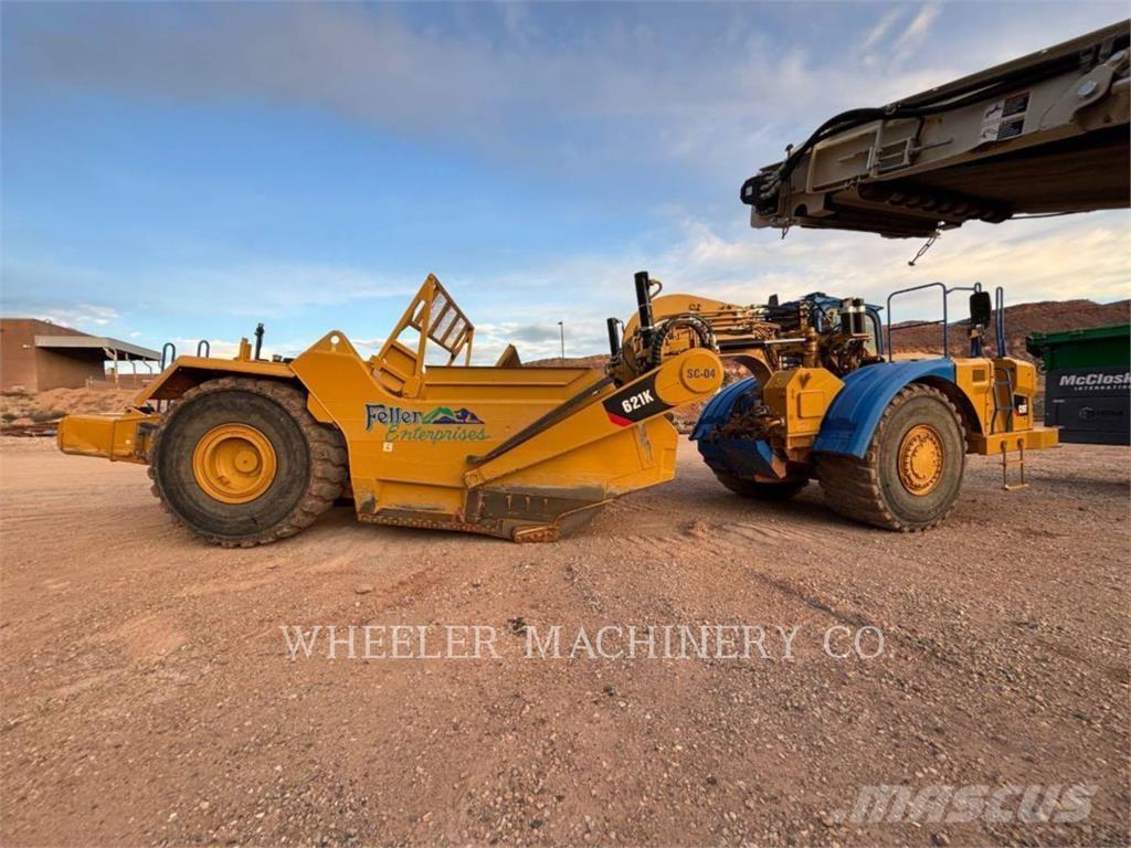 CAT 621K Schaber