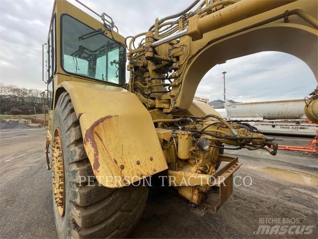 CAT 623E Schaber