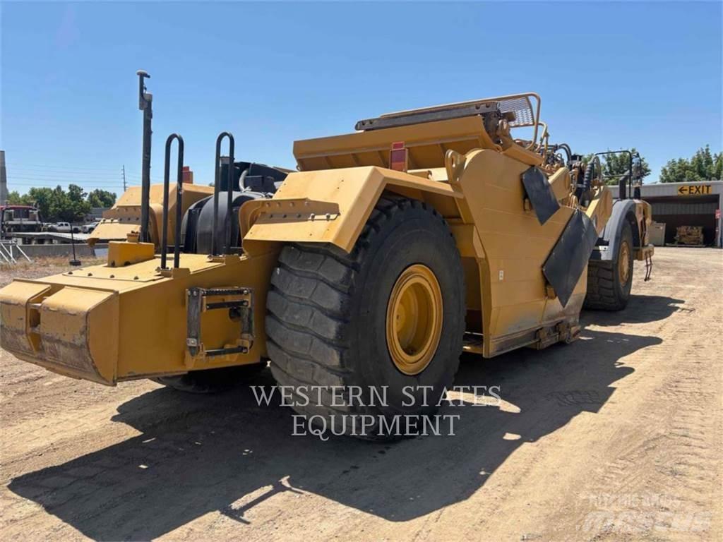 CAT 623K Schaber