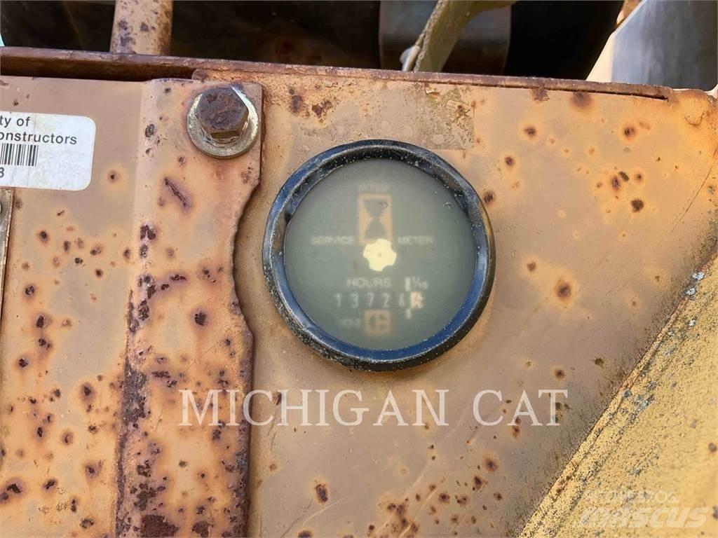 CAT 627E Schaber