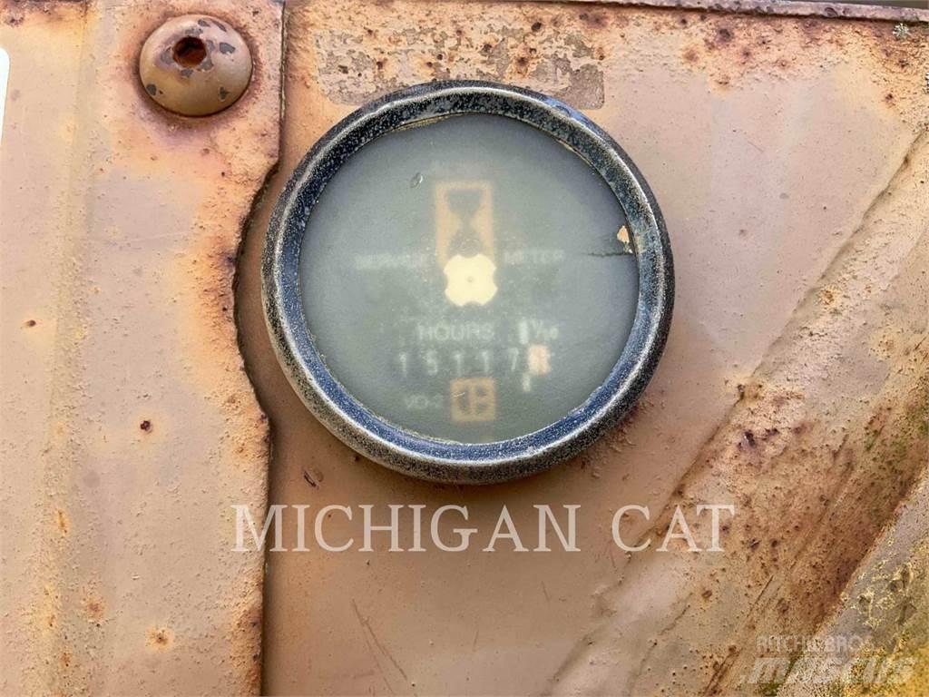 CAT 627E Schaber