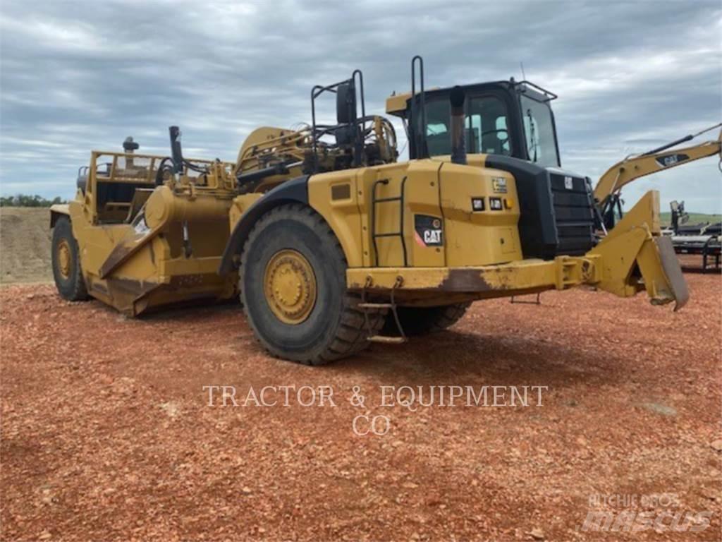 CAT 627H Schaber