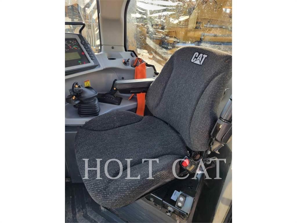 CAT 627K Schaber