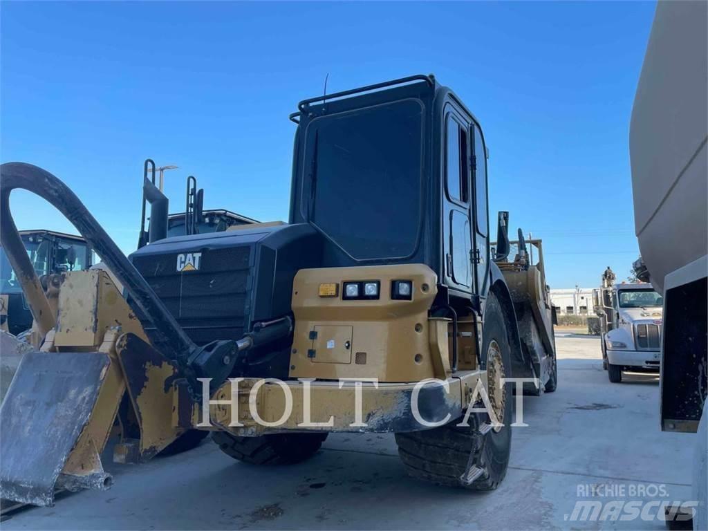 CAT 627K Schaber
