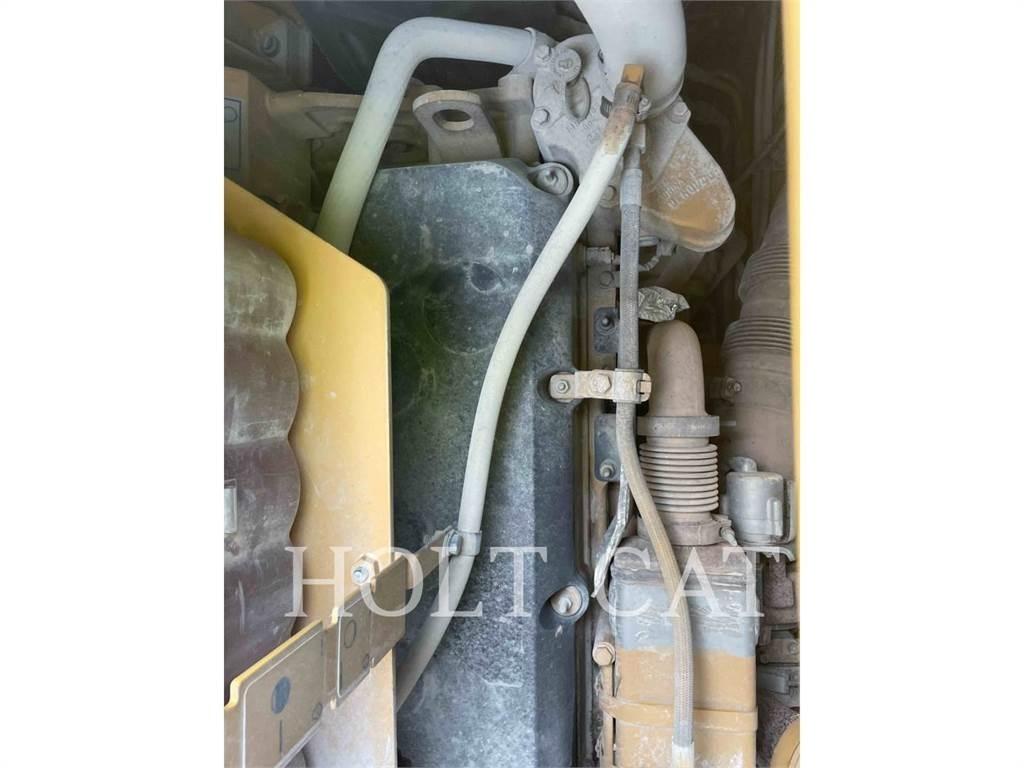 CAT 627K Schaber