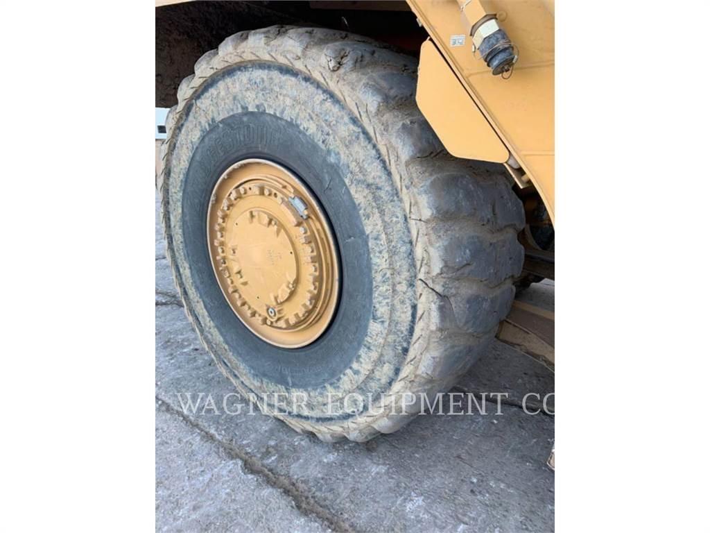 CAT 627K Schaber