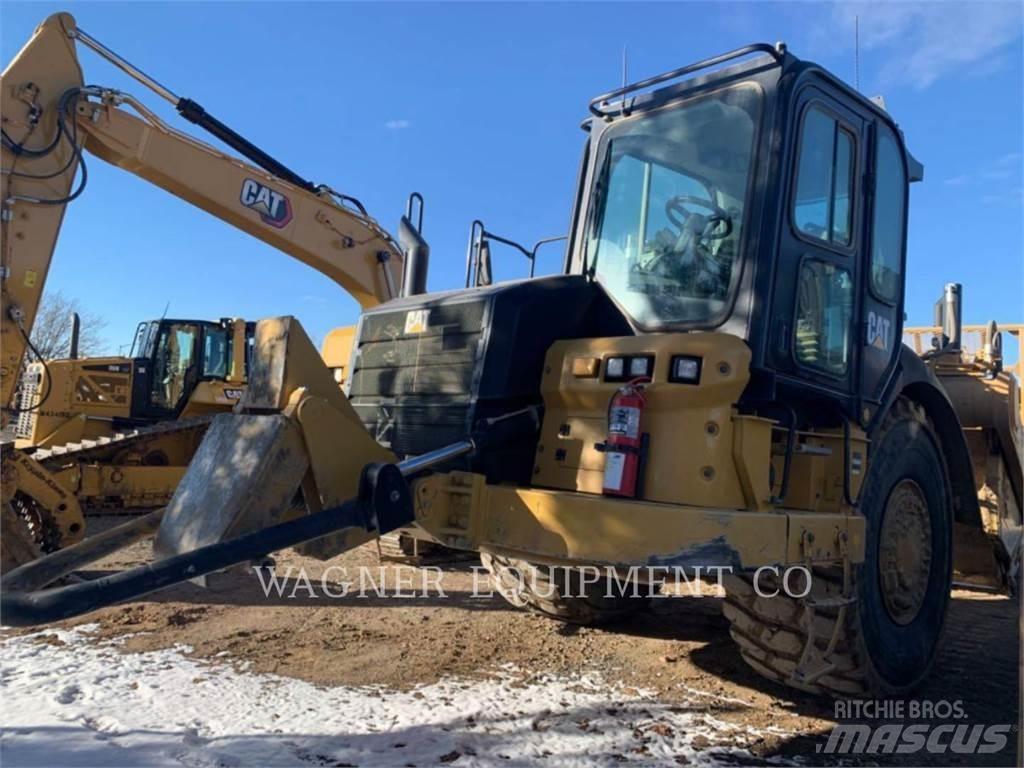 CAT 627K Schaber
