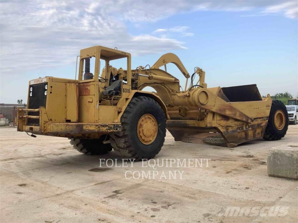 CAT 631D Schaber