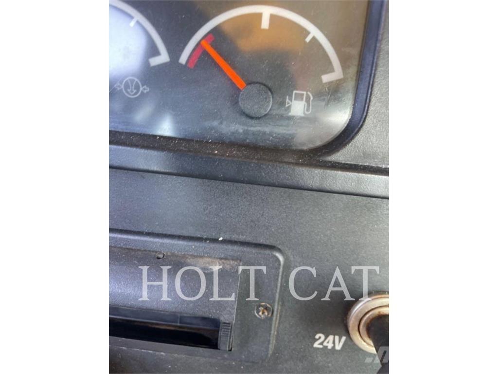CAT 631G Schaber