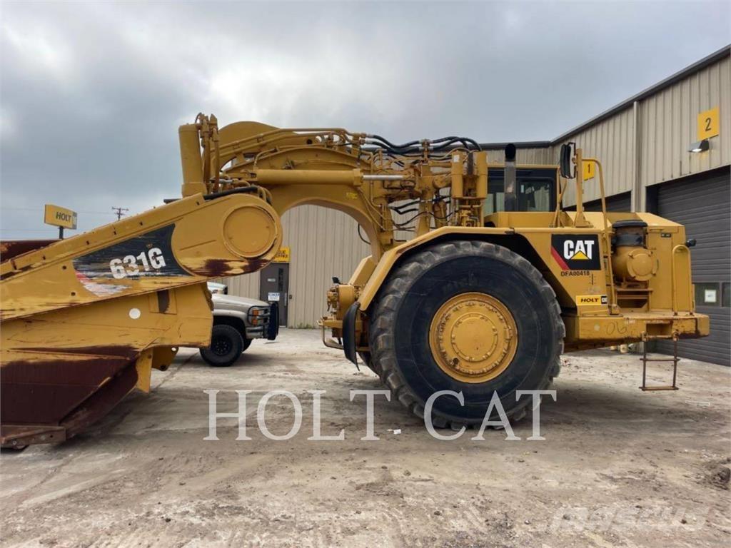 CAT 631G Schaber