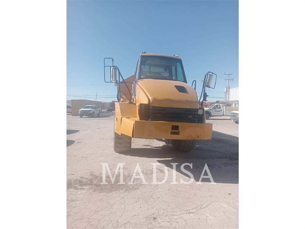 CAT 725 Dumper - Knickgelenk