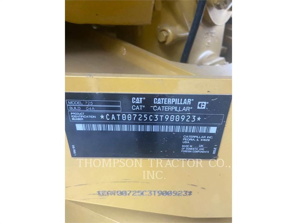 CAT 725 Dumper - Knickgelenk