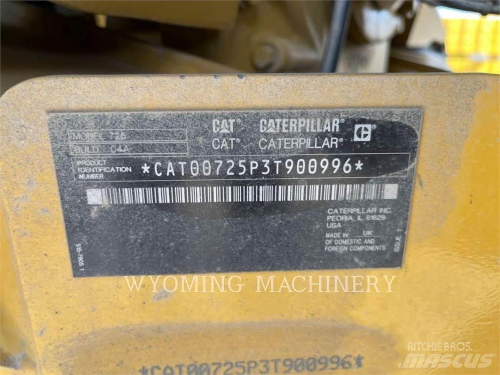 CAT 725 Dumper - Knickgelenk
