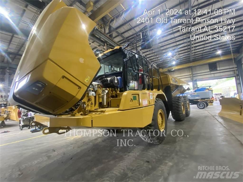 CAT 725 Dumper - Knickgelenk