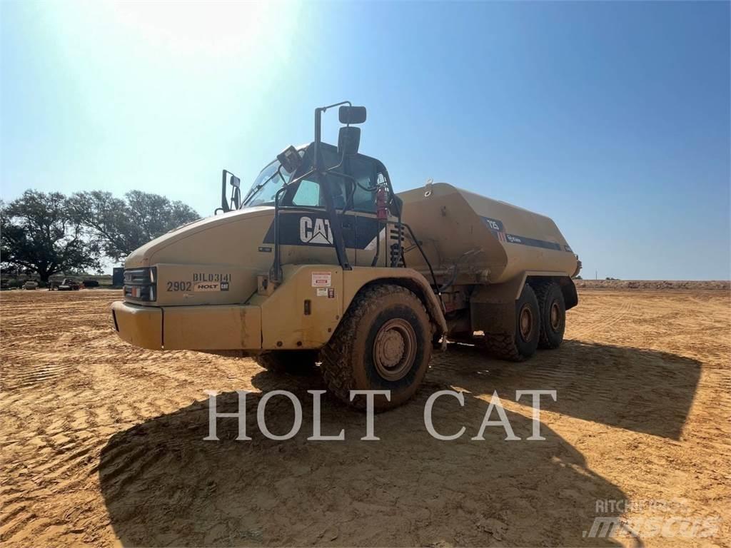 CAT 725 Dumper - Knickgelenk