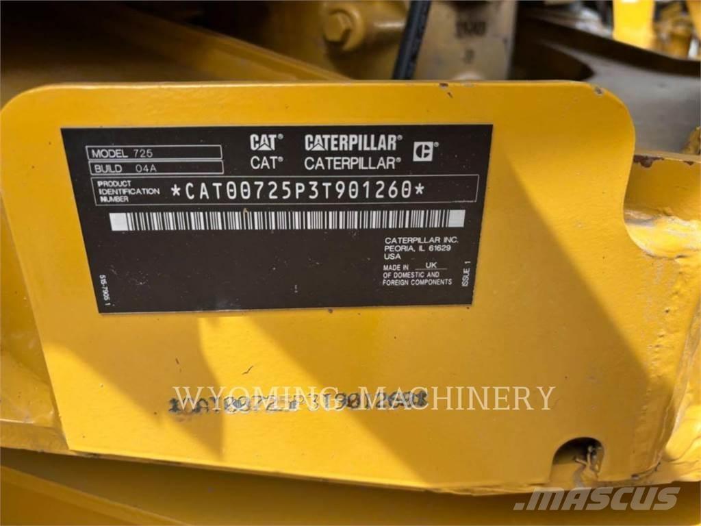 CAT 725 Dumper - Knickgelenk