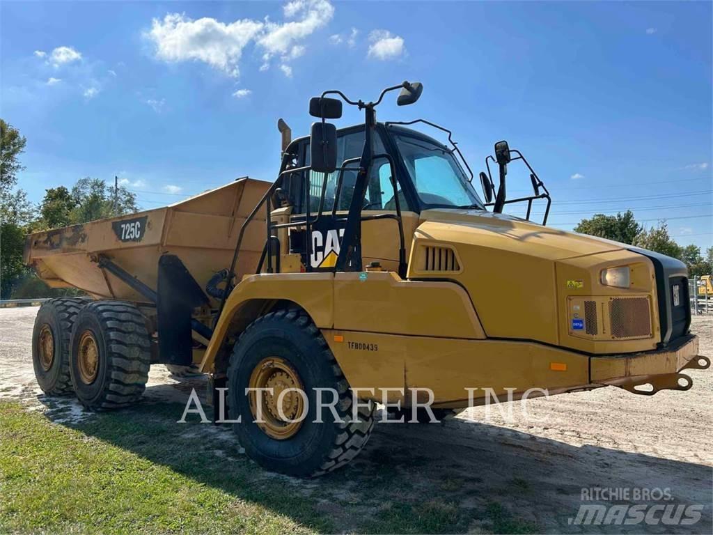 CAT 725C Dumper - Knickgelenk