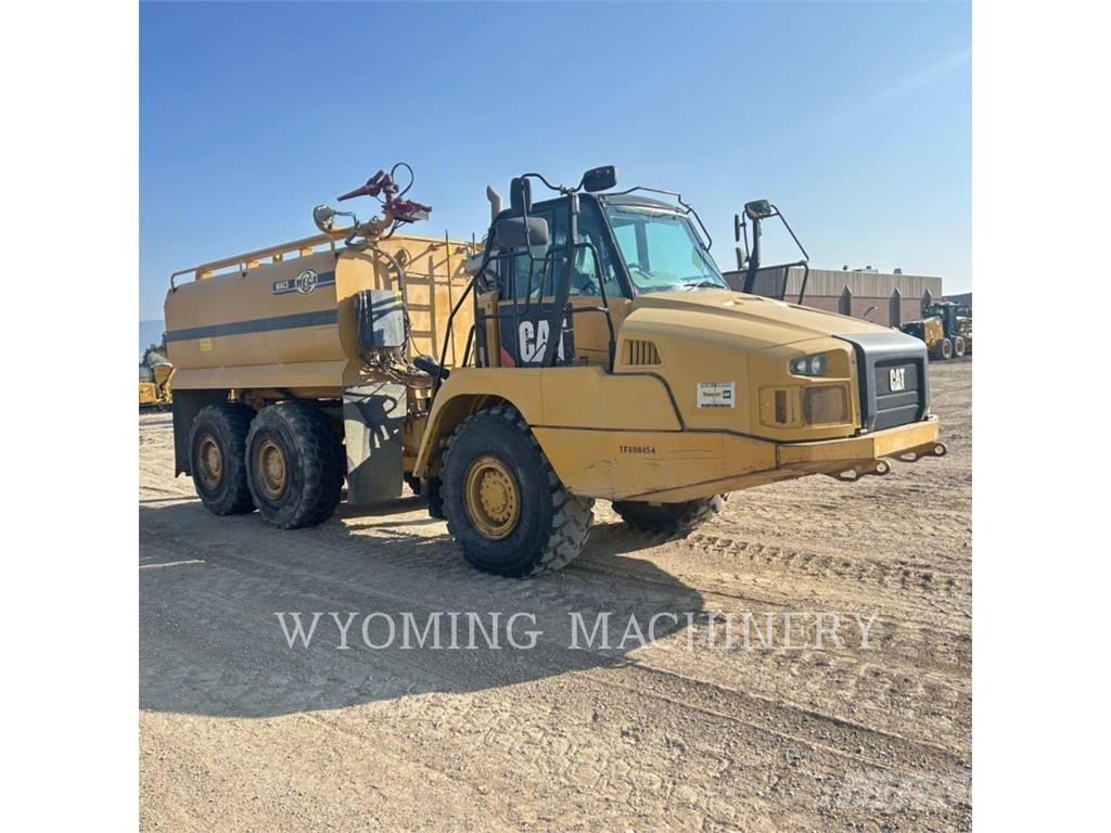CAT 725C Dumper - Knickgelenk
