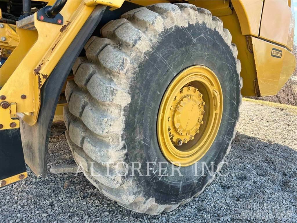 CAT 725C2 Dumper - Knickgelenk